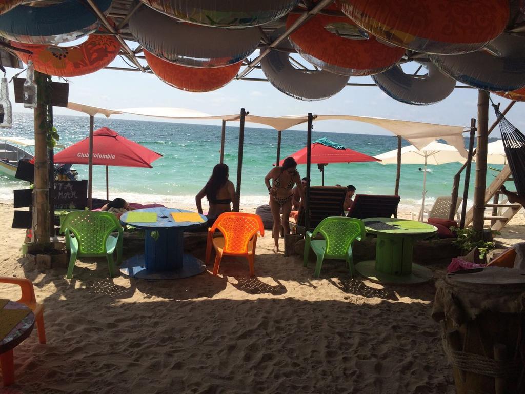 Familia Vista Al Mar - Baru Hotel Kültér fotó
