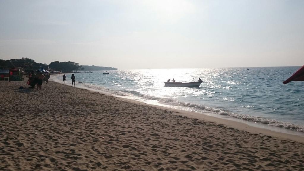 Familia Vista Al Mar - Baru Hotel Kültér fotó